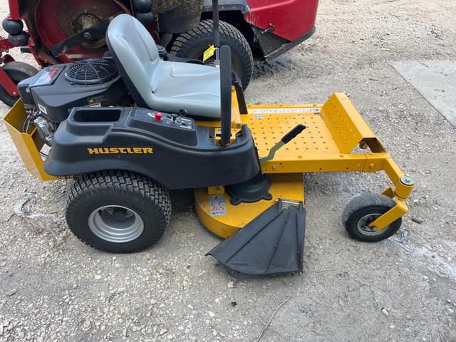 Image of Hustler Raptor equipment image 1