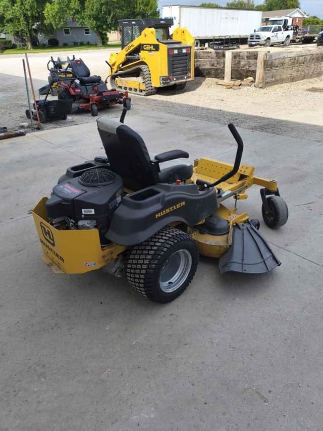 Image of Hustler Raptor equipment image 3