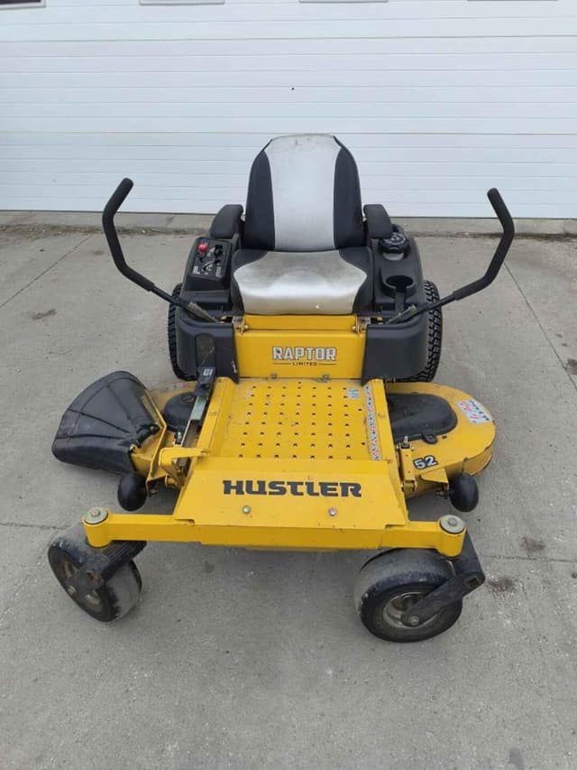 Image of Hustler Raptor equipment image 1
