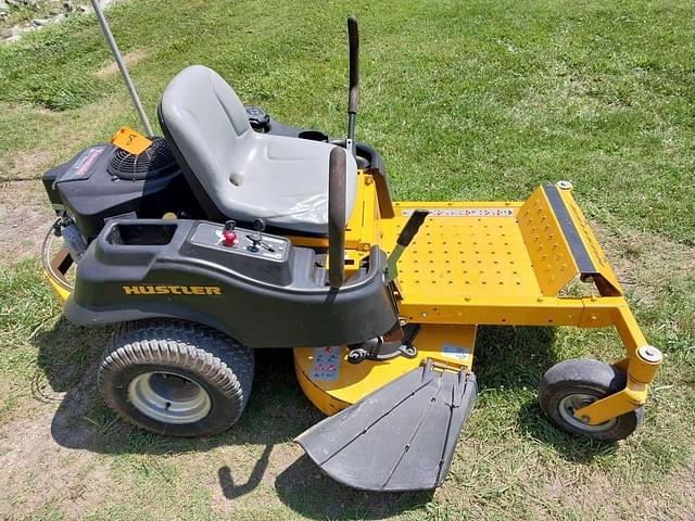 Image of Hustler Raptor equipment image 2