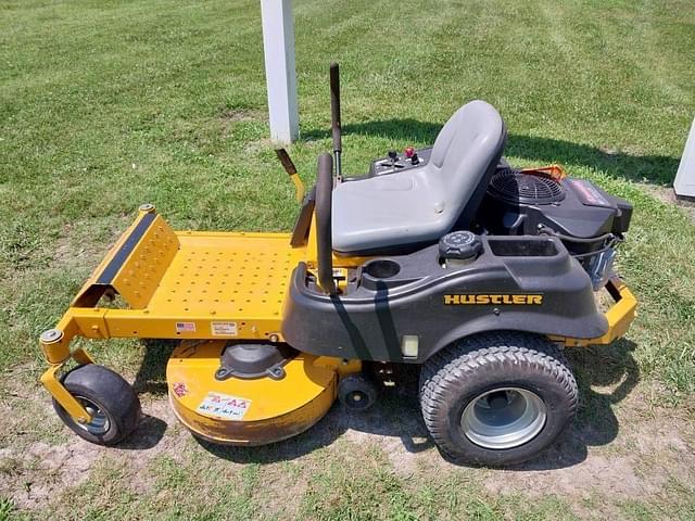 Image of Hustler Raptor equipment image 4