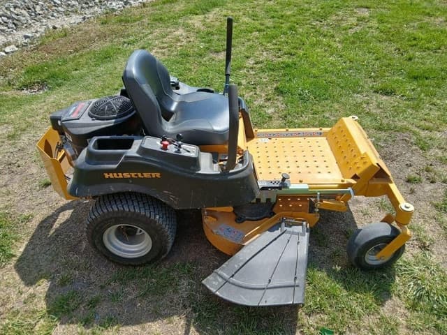 Image of Hustler 938589 equipment image 2