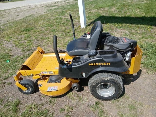 Image of Hustler 938589 equipment image 4