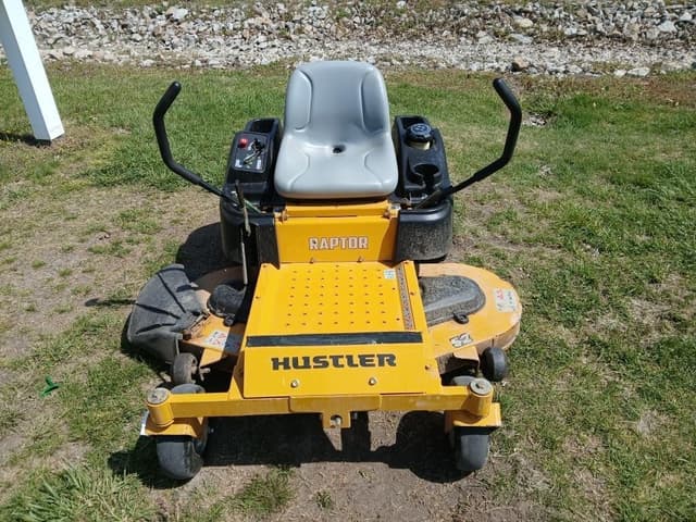Image of Hustler Raptor equipment image 1