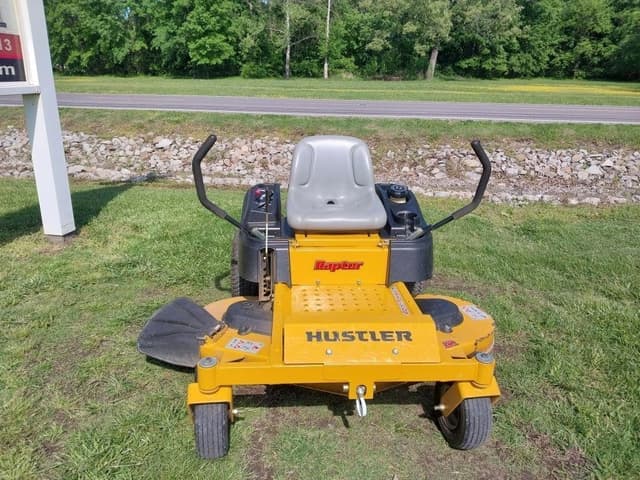 Image of Hustler Raptor equipment image 1
