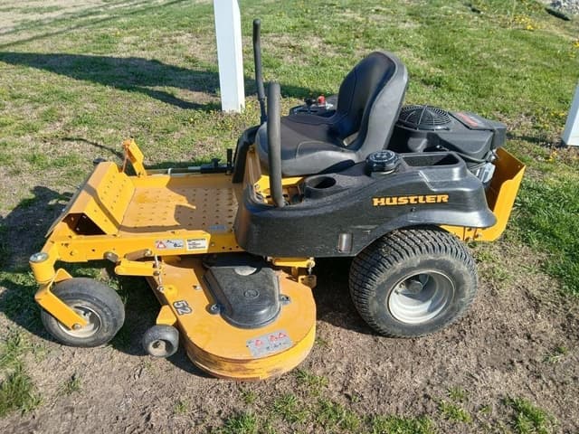 Image of Hustler Raptor equipment image 4