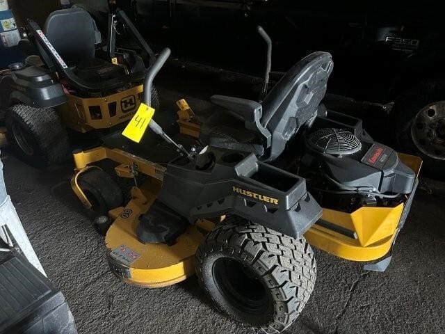 Hustler Raptor Equipment Image0