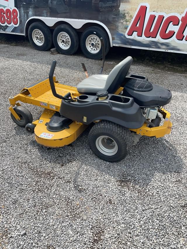 Image of Hustler Raptor equipment image 3