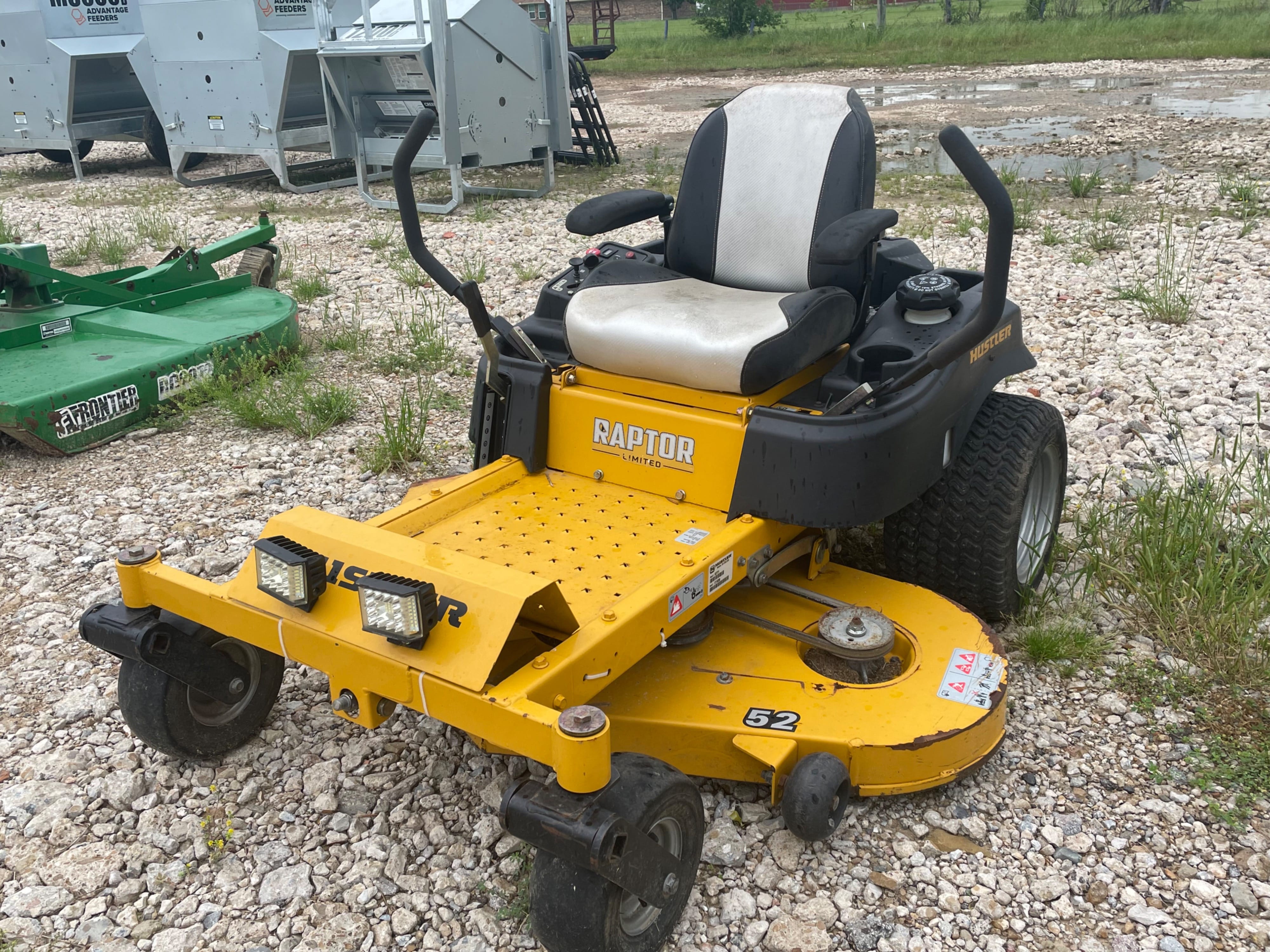 Main image Hustler Raptor