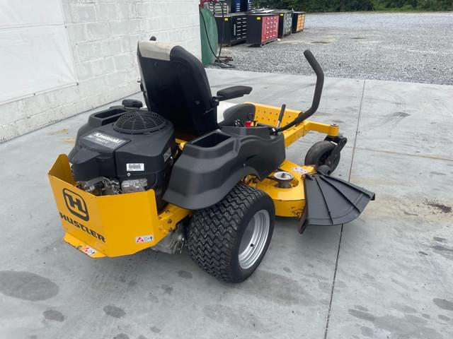 Image of Hustler Raptor equipment image 3