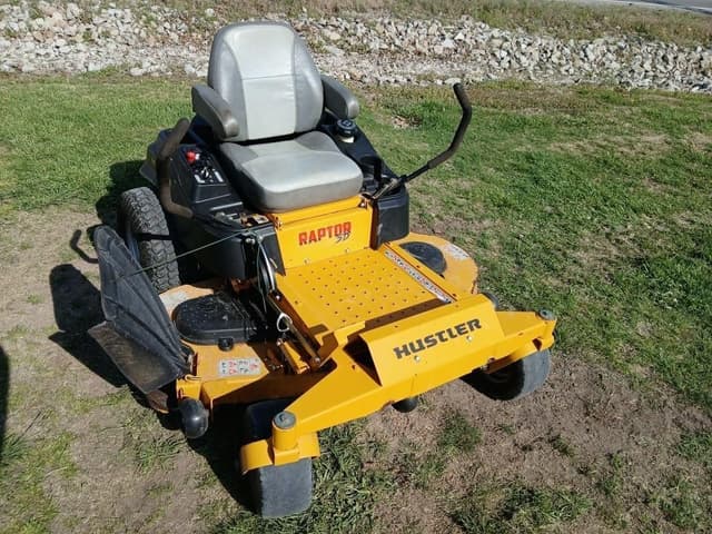Image of Hustler Raptor SD equipment image 1