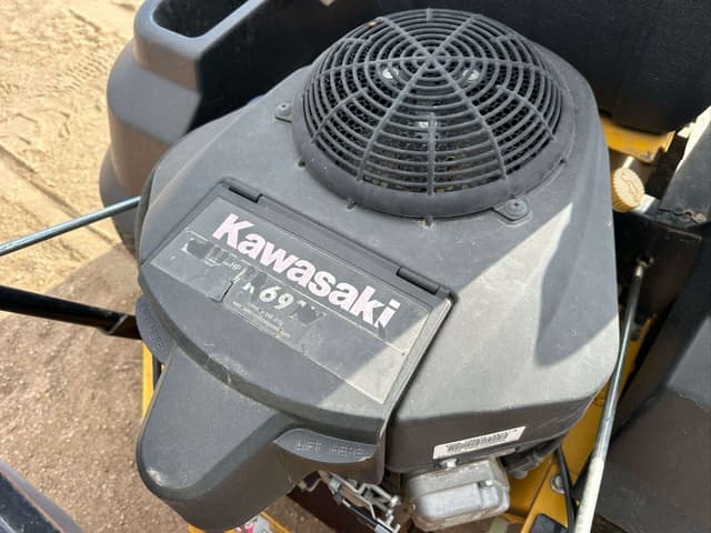 Image of Hustler Raptor SD equipment image 3