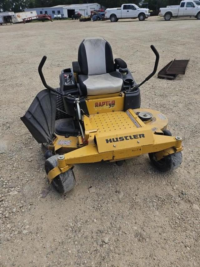 Image of Hustler Raptor SD equipment image 1