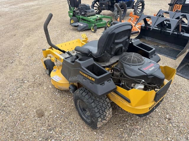 Image of Hustler Raptor X equipment image 1