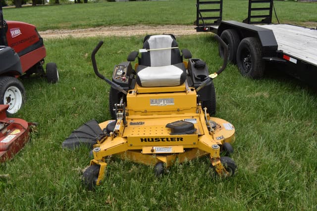 Image of Hustler Raptor equipment image 1