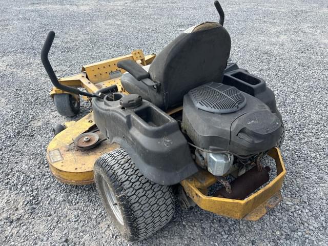 Image of Hustler Raptor equipment image 2