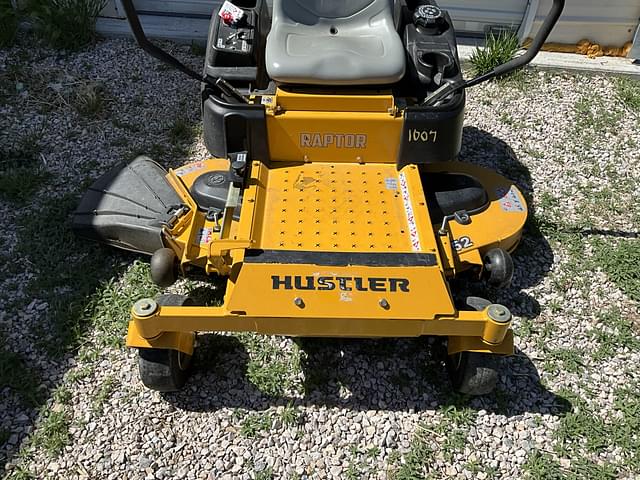 Image of Hustler Raptor equipment image 3