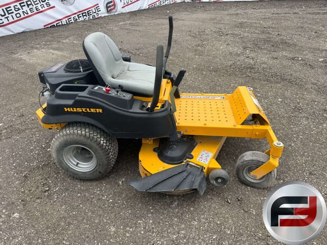 Image of Hustler Raptor equipment image 3