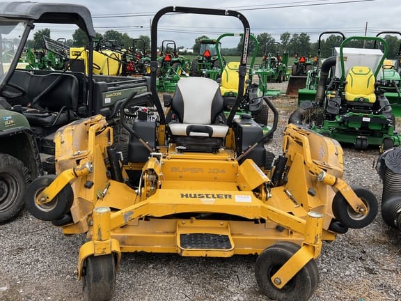 2018 Hustler Super 104 Equipment Image0