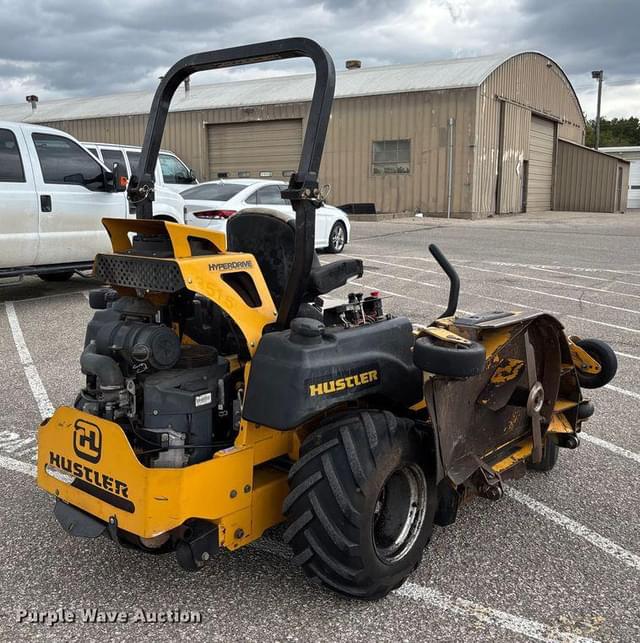 Image of Hustler Super 104 equipment image 4