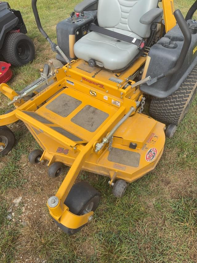 Image of Hustler Super Z equipment image 2