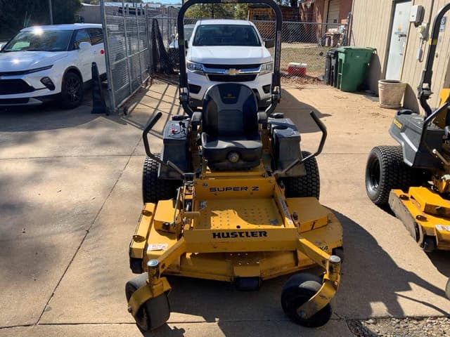 Image of Hustler Super Z equipment image 1