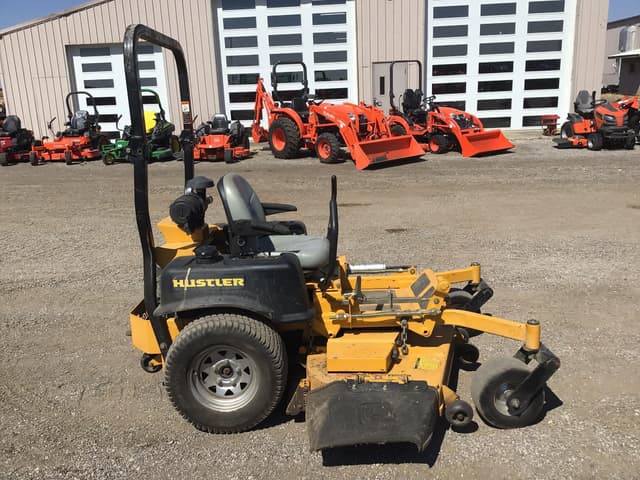 Image of Hustler Z XR7 equipment image 3