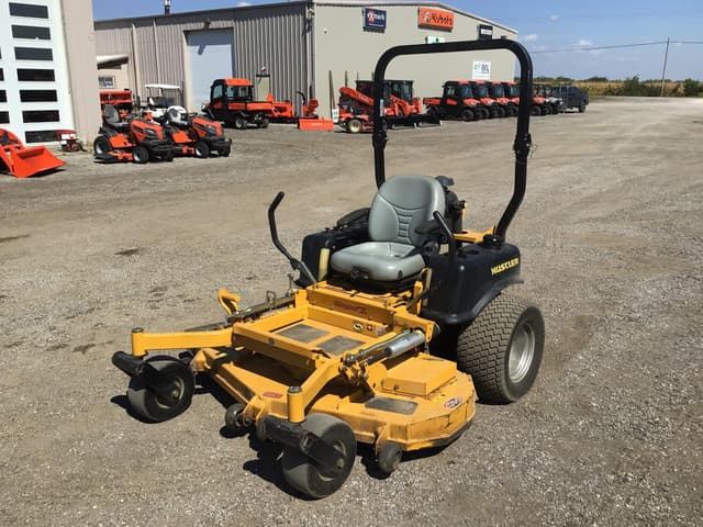 Image of Hustler Z XR7 equipment image 1