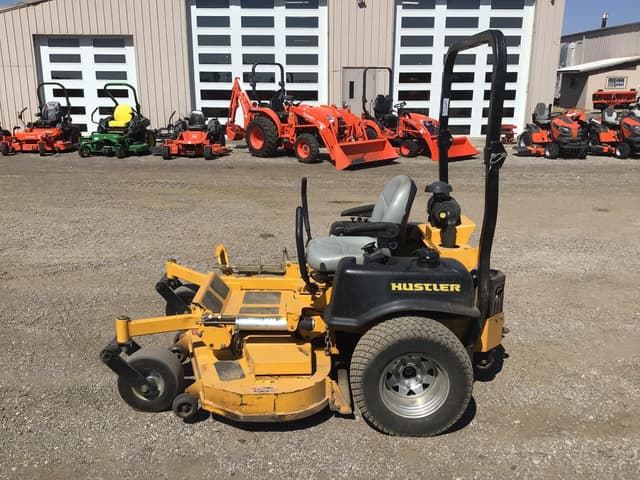 Image of Hustler Z XR7 equipment image 4