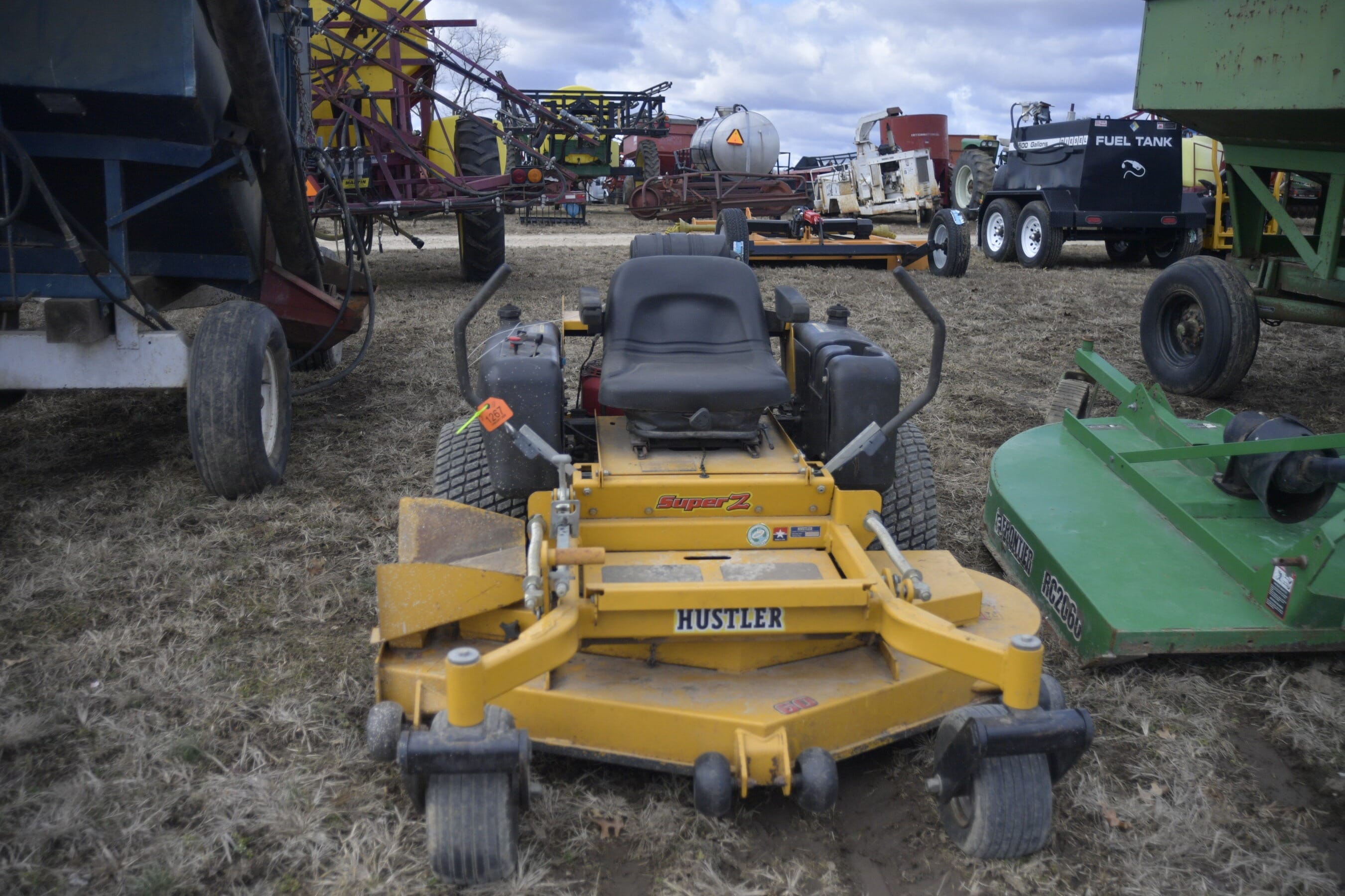 Hustler Super Z Equipment Image0