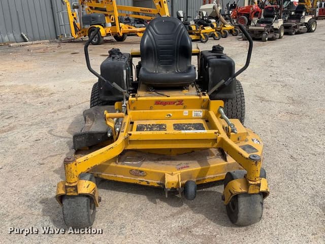 Image of Hustler Z XR7 equipment image 1