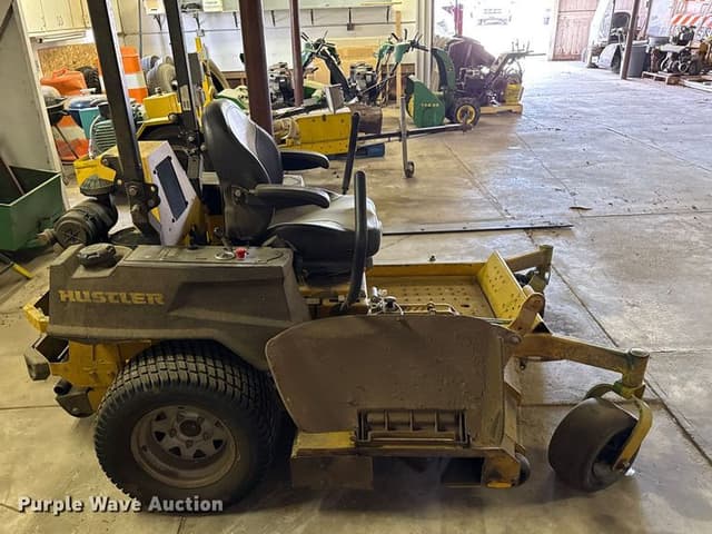 Image of Hustler Super Z equipment image 3