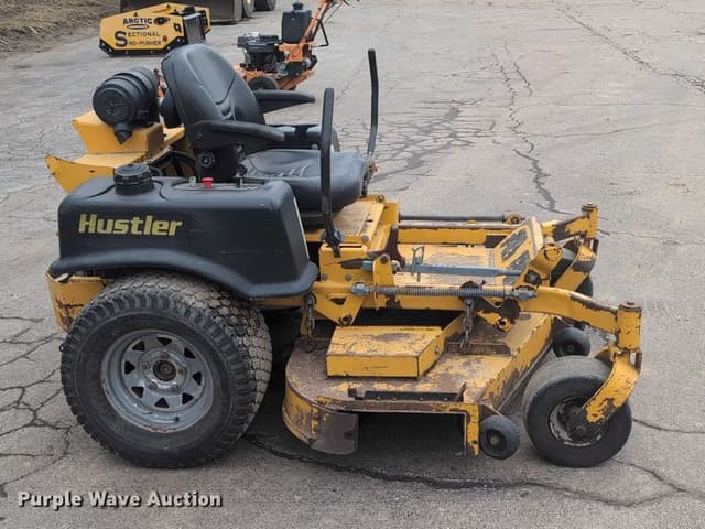 Image of Hustler Super Z equipment image 3