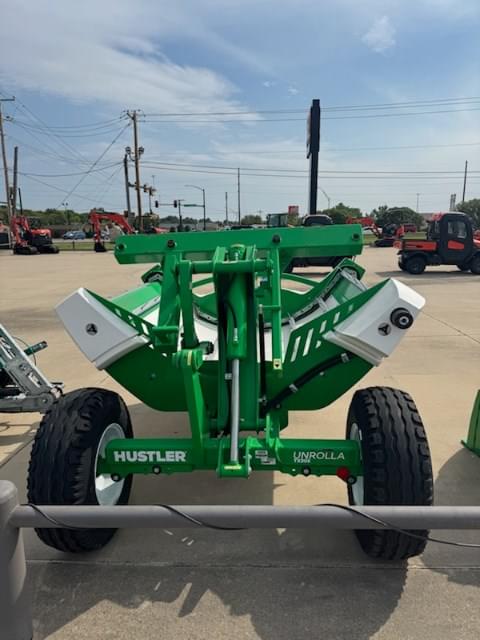 Image of Hustler Unrolla TX205 equipment image 3