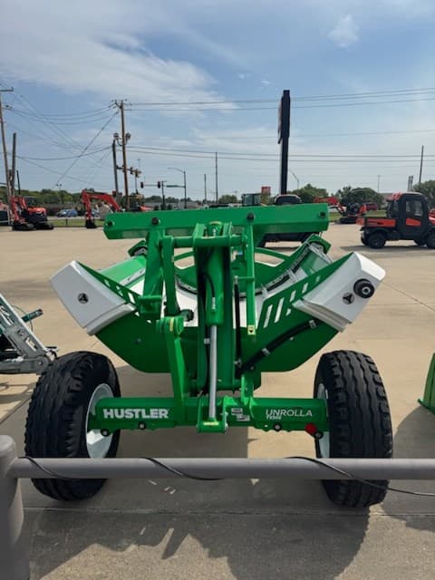 Image of Hustler Unrolla TX205 equipment image 3