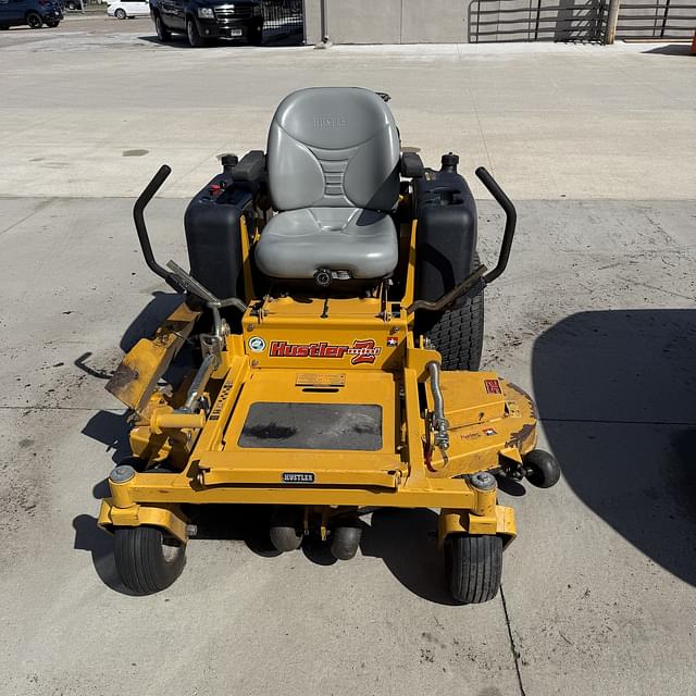 Image of Hustler Mini Z equipment image 2