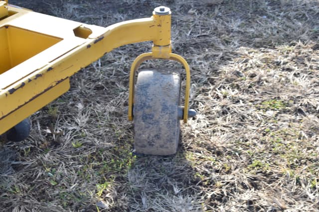 Image of Hustler Super Z equipment image 4