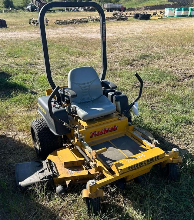 Image of Hustler FasTrak equipment image 1