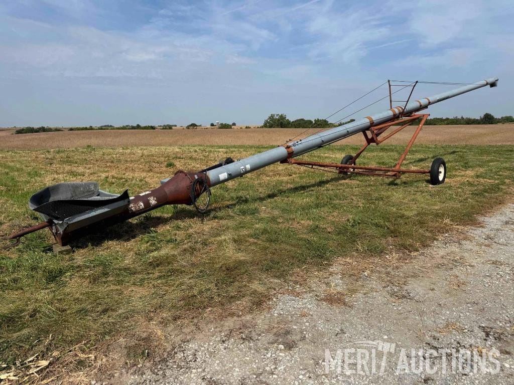 Hutchinson/Mayrath 10x60 Equipment Image0