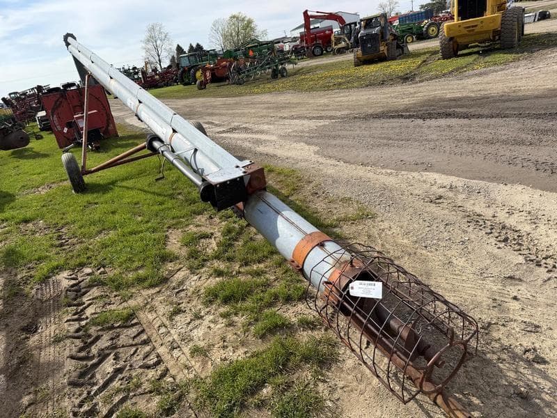 Image of Hutchinson 10x30 Primary image