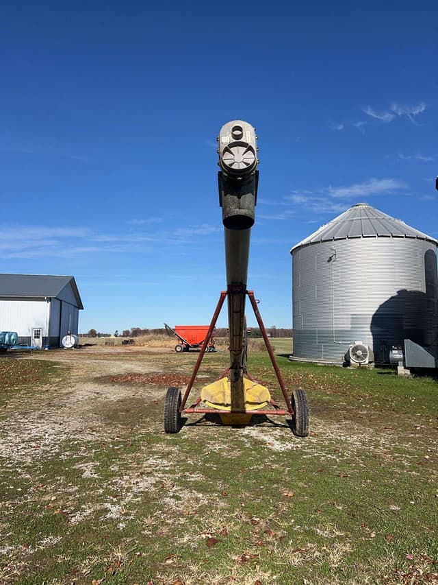 Image of Hutchinson 10x30 equipment image 3
