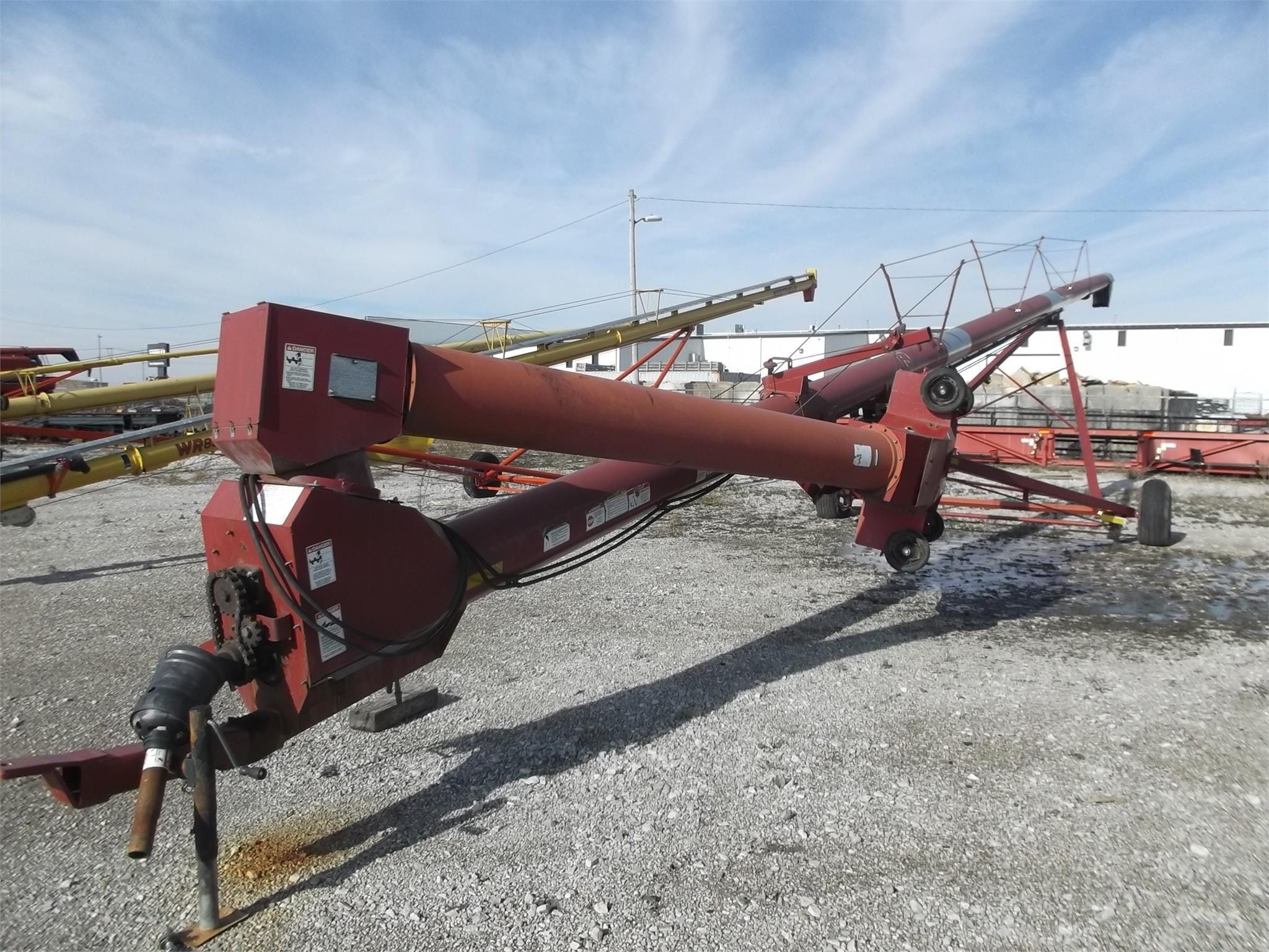 Hutchinson 13x72 Equipment Image0