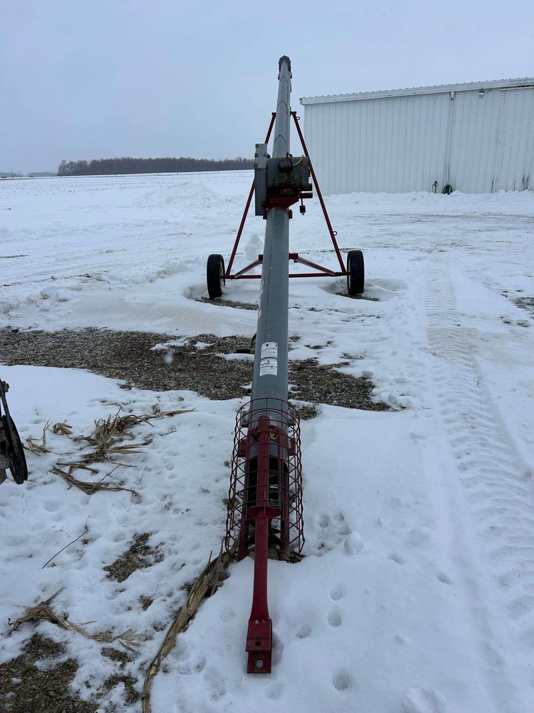 Image of Hutchinson 8x32 Primary image