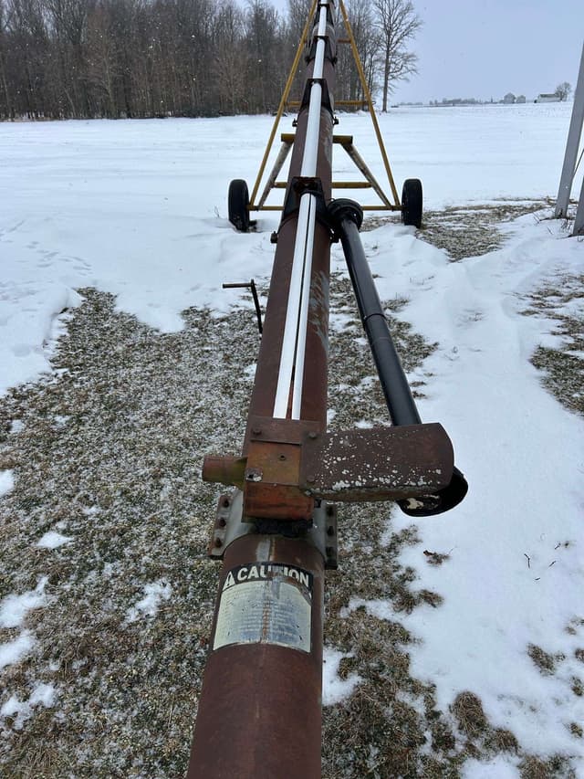 Image of Hutchinson 853 equipment image 2