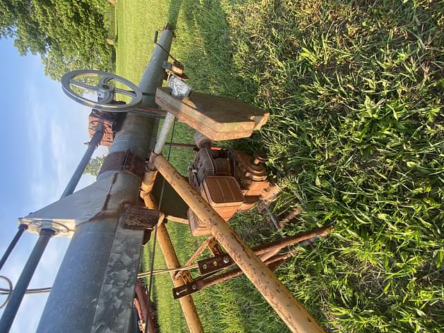Image of Hutchinson 6241SC equipment image 4