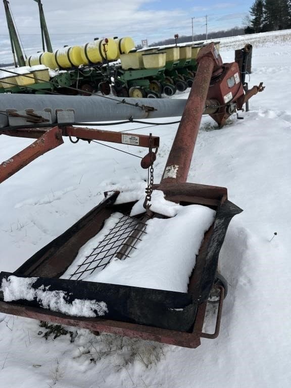 Image of Hutchinson 8x60 equipment image 2