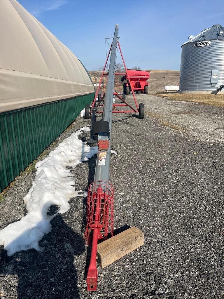 Image of Hutchinson 8x52 Image 1