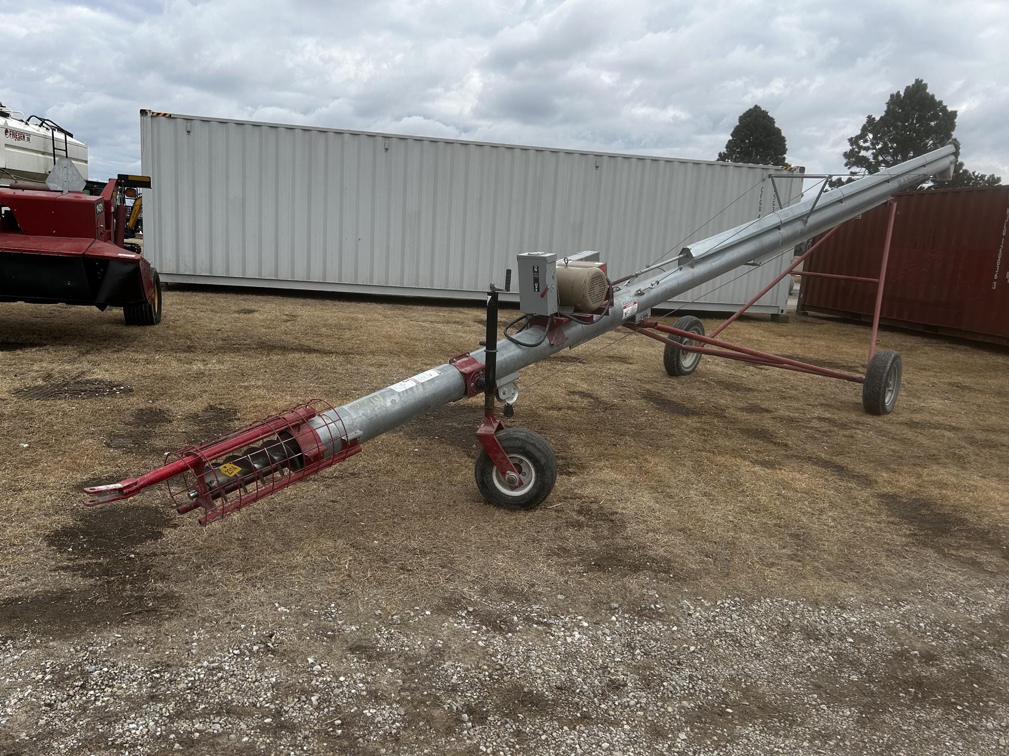 Main image Hutchinson 8x36