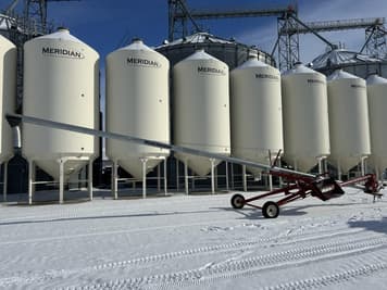 Main image Hutchinson 8x52