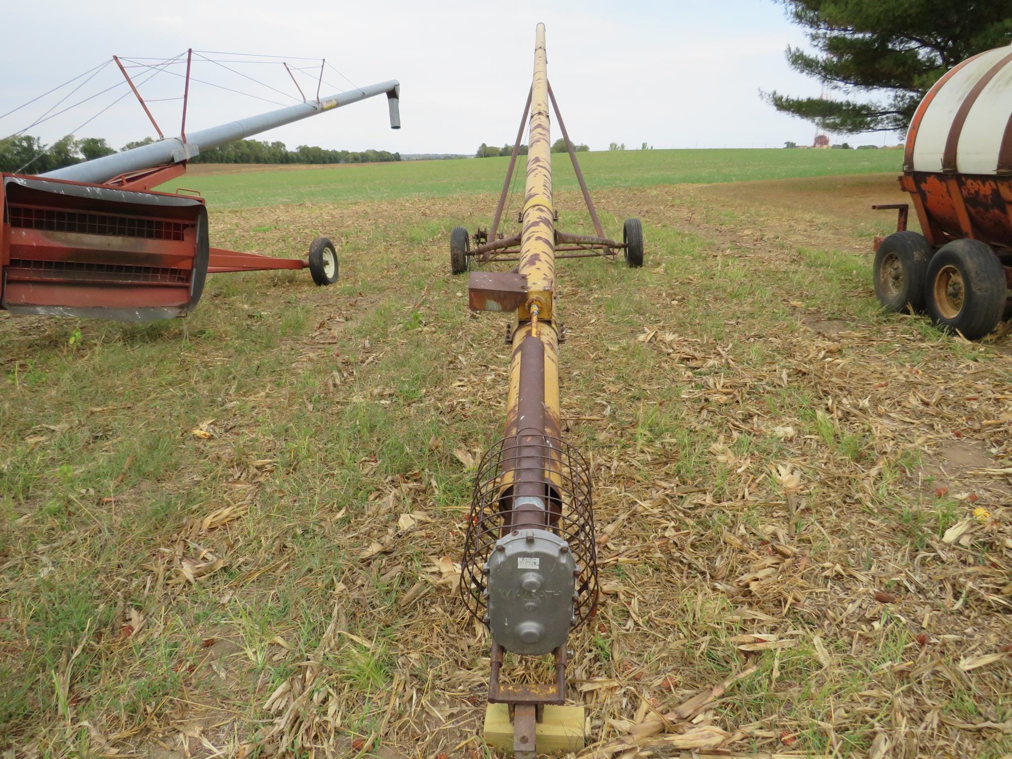 Main image Hutchinson 8x58